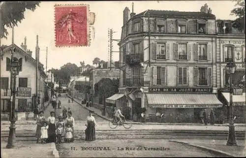 Ak Bougival Yvelines, La Rue de Versailles, Cafe de la jeune France