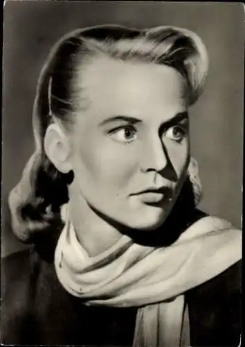 Ak Schauspielerin Karla Runkehl, Portrait, Film  Genesung