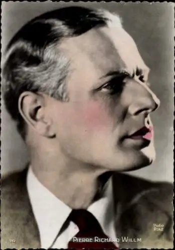 Ak Schauspieler Pierre Richard Willm, Portrait