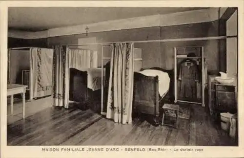  Ak Benfeld Elsass Bas Rhin, Maison Familiale Jeanne d'Arc, rosa Schlafsaal