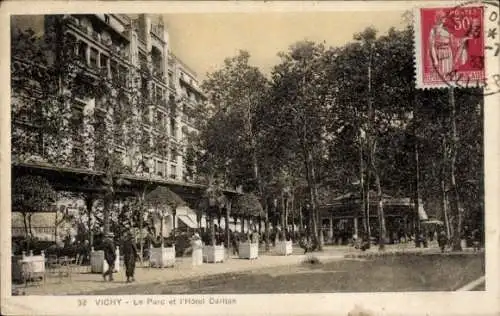 Ak Vichy Allier, Parc, Hotel Carlton