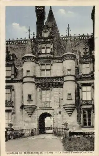 Ak Maintenon Eure et Loir, Schloss, Eingangstor