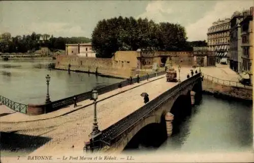 Ak Bayonne Pyrénées Atlantiques, Le Pont Mayou et le Reduit