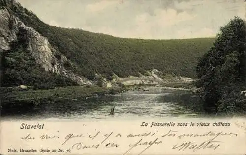 Ak Stavelot Wallonien Lüttich, La Passerelle sous le vieux chateau