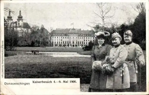 Ak Donaueschingen, Kaiser Wilhelm II. in Jagdkleidung, Max Egon II. zu Fürstenberg, Gräfin Irma