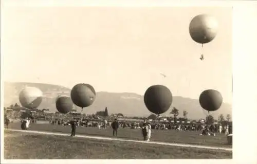 Ak Genf, Gordon Bennett Wettfliegen 1922, Flugplatz, Ballons, Zuschauer