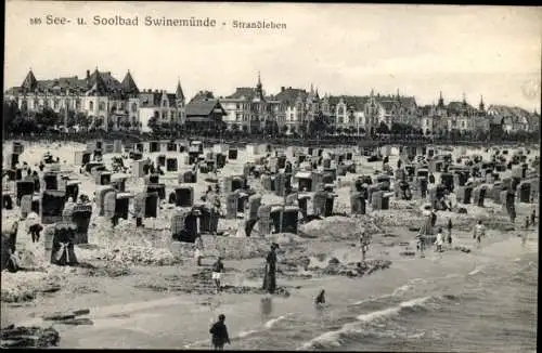 Ak Świnoujście Swinemünde Pommern, Strandleben, Strandkörbe, Hotels
