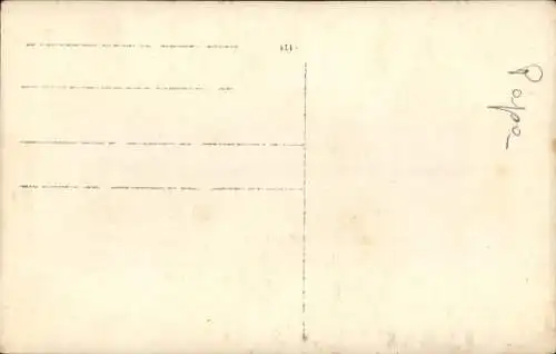 Foto Ak Deutscher Soldat in Uniform auf einem Pferd