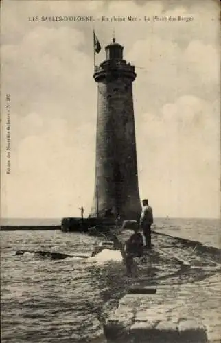 Ak Les Sables d'Olonne Vendée, En pleine Mer, Le Phare des Barges