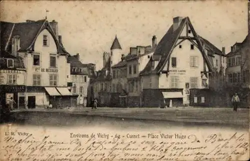 Ak Cusset Allier, Place Victor Hugo