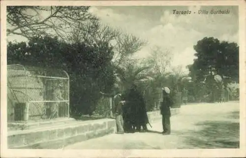Ak Tarent Taranto Puglia, Villa Garibaldi, Käfig