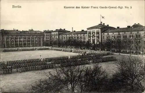 Ak Berlin Kreuzberg, Kaserne Kaiser Franz Garde-Grend.-Rgt. No 2