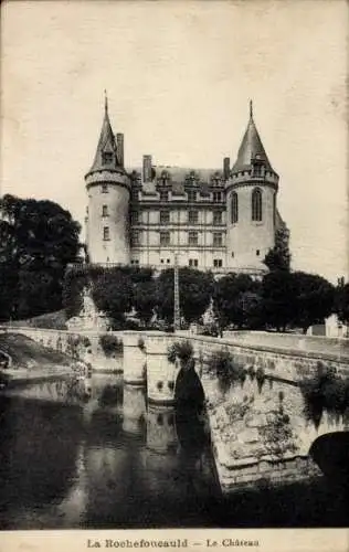 Ak La Rochefoucauld Charente, Chateau