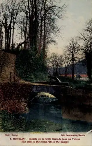 Ak Mortain Manche, Chemin de la Petite Cascade dans les Vallees