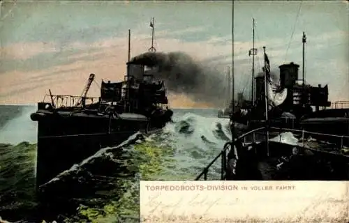 Ak Deutsche Kriegsschiffe, Torpedoboots Division in voller Fahrt, Kaiserliche Marine