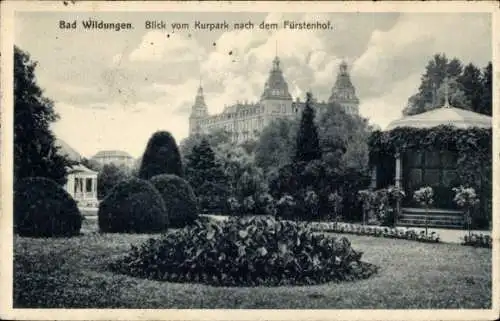 Ak Bad Wildungen in Hessen, Kurpark, Fürstenhof