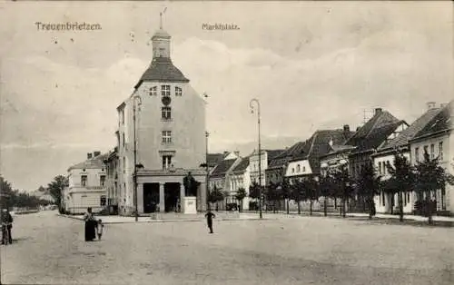 Ak Treuenbrietzen in Brandenburg, Marktplatz