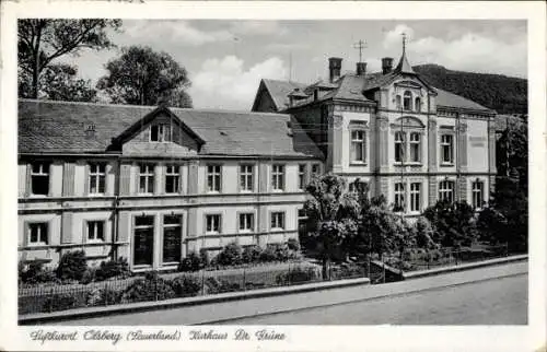 Ak Olsberg im Hochsauerlandkreis, Totalansicht Kurhaus Dr. Grüne, straßenseitig