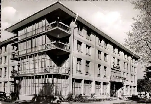 Ak Freiburg im Breisgau, Grand Hotel, Fahnenbergplatz