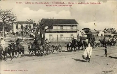 Ak Dakar Senegal, Rückkehr von Manövern, Artillerie