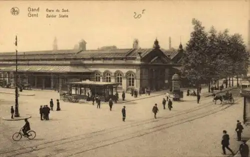 Ak Gent Ostflandern, De Zuidstatie, Blick auf den Bahnhof, Straßenseite