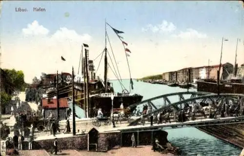 Ak Liepaja Libau Lettland, Hafenbild, Brücke