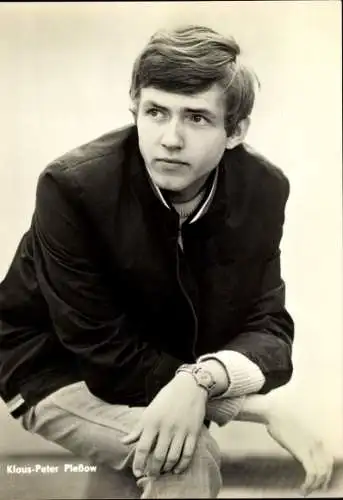 Ak Schauspieler Klaus Peter Pleßow, Portrait, Defa Film, Die Toten bleiben jung