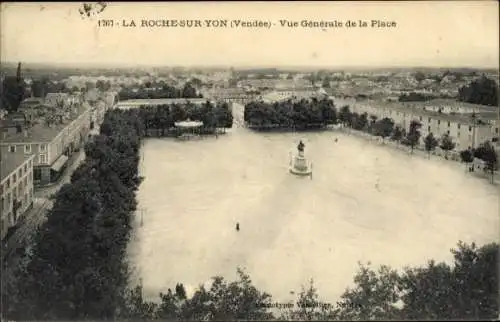 Ak La Roche sur Yon Vendee, Vue Generale de la Place