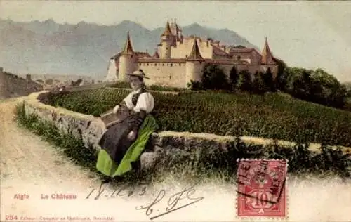 Ak Aigle Kanton Waadt, Schloss, Frau in Tracht