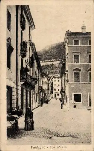 Ak Valdagno Veneto, Via Manin