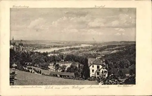 Ak Königswinter am Rhein, Drachenfels, Drachenburg, Burghof, Blick aus dem Gebirge rheinabwärts