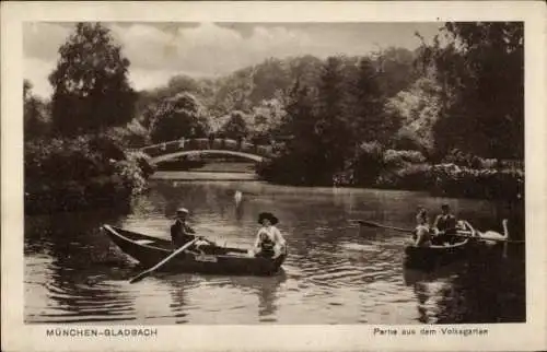 Ak Mönchengladbach am Niederrhein, Volksgarten, Ruderboote, Brücke