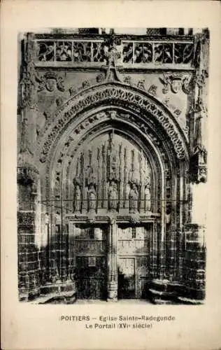 Ak Poitiers Vienne, Eglise Saine-Radegone, Portail, XV siecle