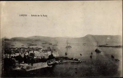 Ak Korfu Griechenland, Einfahrt zum Hafen