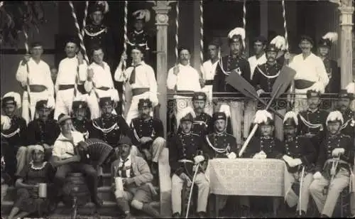 Foto Ak Oberndorf an der Salzach bei Salzburg Österreich, uniformiert bewaffnetes Schützen Corps