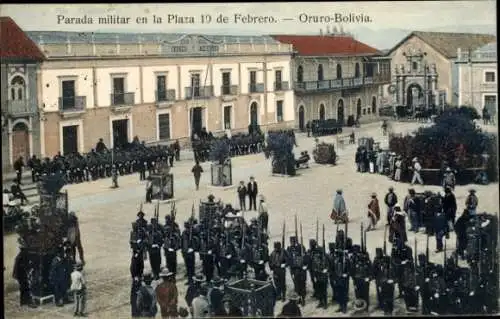 Ak Oruro Bolivien, Platz 10. Februar, Militärparade