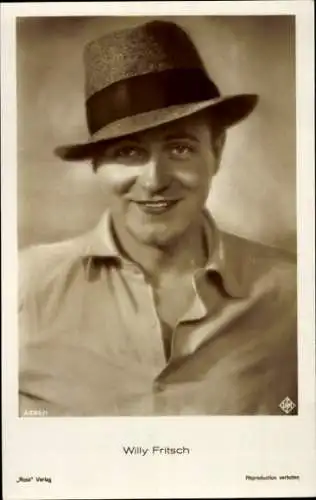 Ak Schauspieler Willy Fritsch, Portrait mit Hut, Ross Verlag 4289/1, UfA