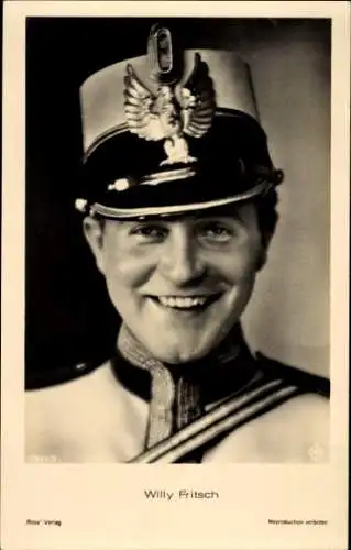 Ak Schauspieler Willy Fritsch, Portrait in Uniform, Jäger Tschako, Ross Verlag 5961/2