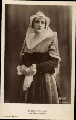 Ak Schauspielerin Henny Porten, Portrait, Rolle Anna Boleyn