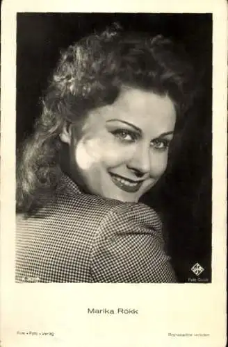 Ak Schauspielerin Marika Rökk, Portrait