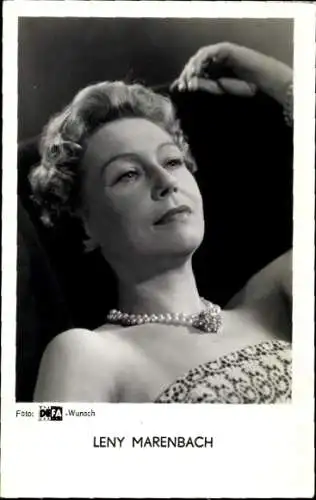 Ak Schauspielerin Leny Marenbach, Portrait, Perlenkette