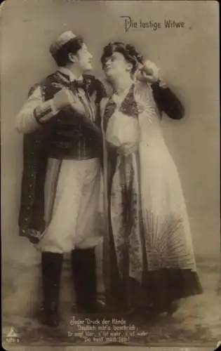 Ak Die lustige Witwe, Theaterszene, PH 4379-5