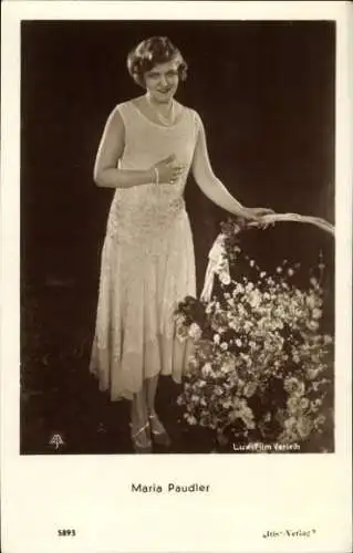Ak Schauspielerin Maria Paudler, Portrait, Blumen