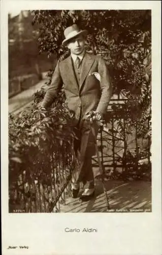 Ak Schauspieler Carlo Aldini, Portrait, Hut, Stock