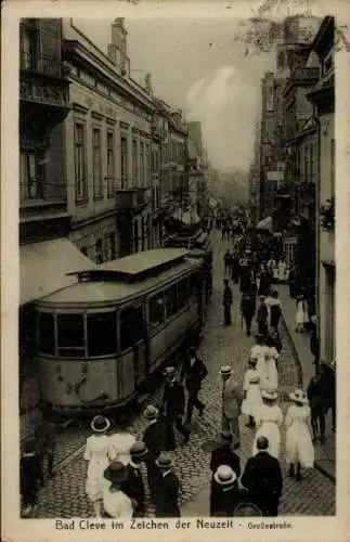 Ak Bad Cleve Kleve am Niederrhein, Großestraße im Zeichen der Neuzeit, Straßenbahn