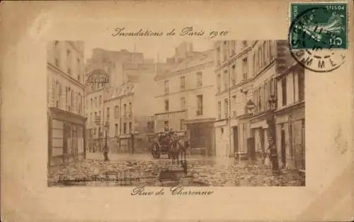 Passepartout Ak Paris XI, Rue de Charonne, Überschwemmungen 1910