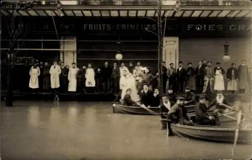 Foto Ak Paris XII Reuilly, Faubourg Saint-Antoine, Die Seine-Überschwemmung von 1910