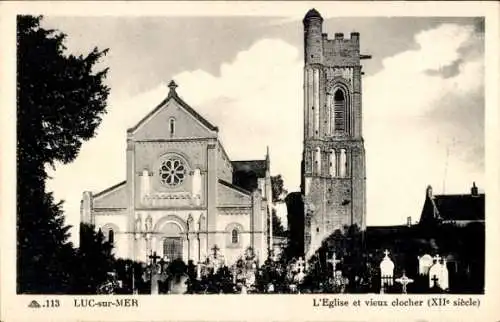 Ak Luc sur Mer Calvados, Kirche und alter Glockenturm
