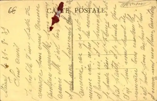 Ak Stenay Lorraine Meuse, Les Arcades und Place Raymond Poincare