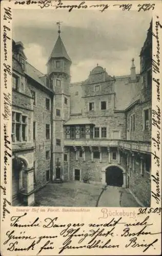 Ak Bückeburg im Kreis Schaumburg, Fürstliches Residenzschloss, Innenhof